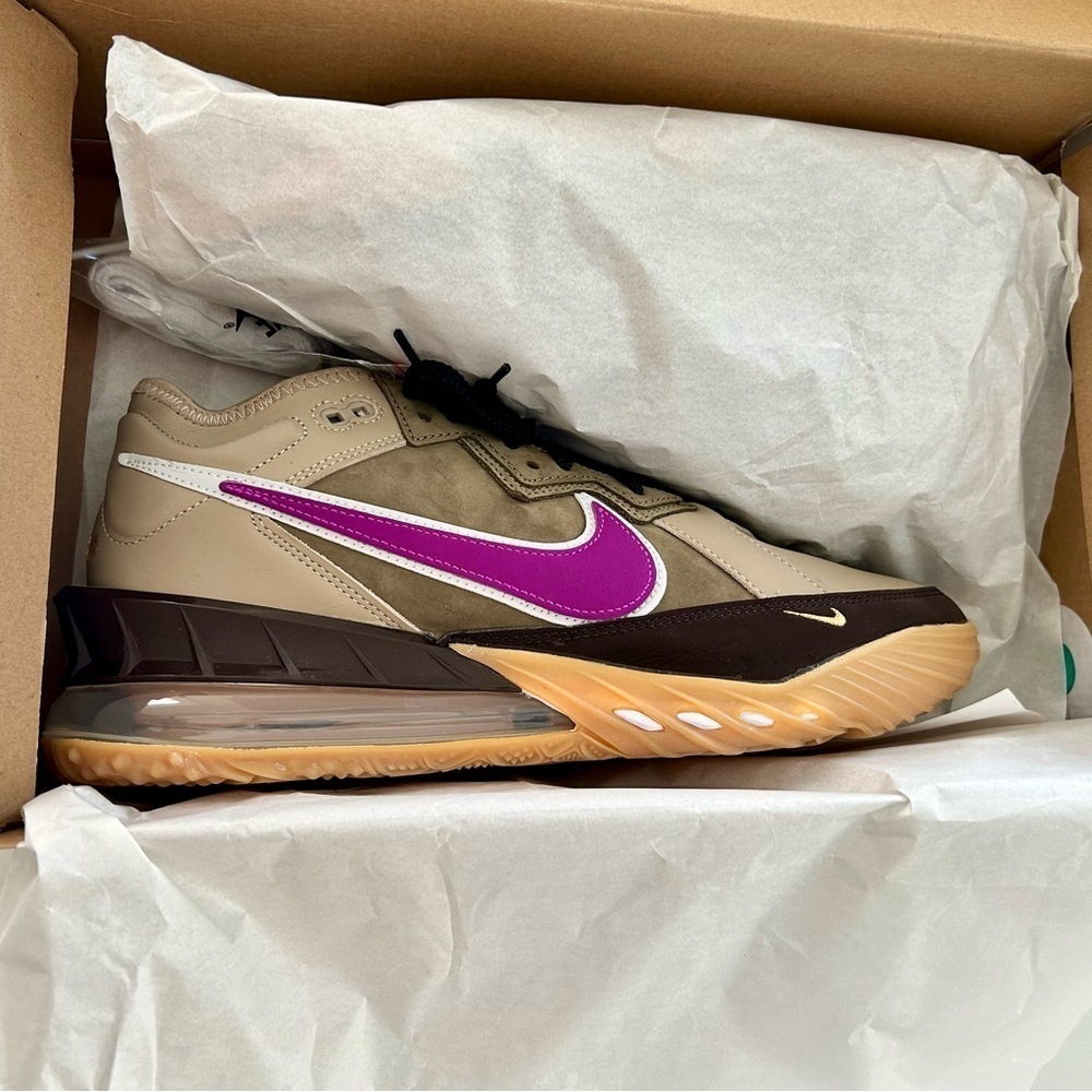 Nike atmos x Lebron 18 Sz 12.5 Beige and Purple